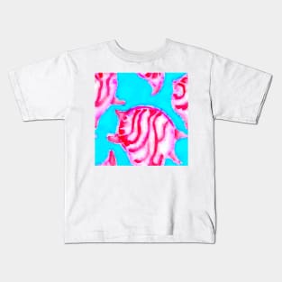 Pink tropical fish on turquoise watercolor seamless pattern Kids T-Shirt